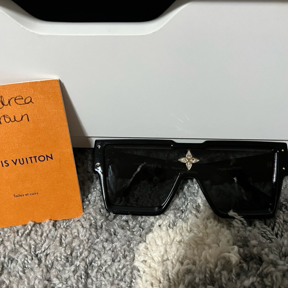 Louis Vuitton Cyclone Sunglasses